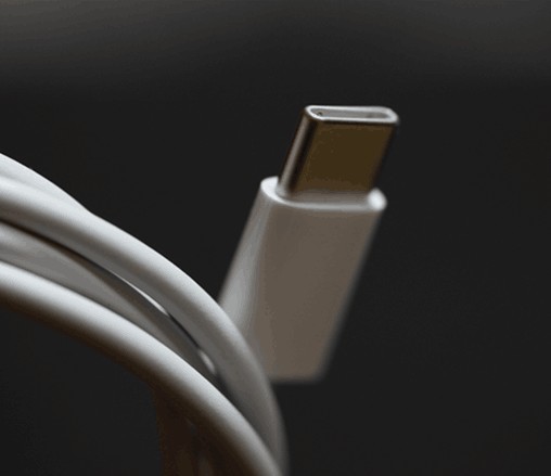 iPhone 15或将全系使用齐齐哈尔type-c接口
